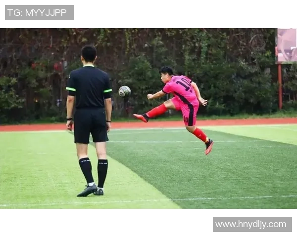 南京足球队荣登全国足球战术排行榜第五名引发热议