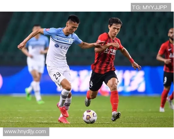 重庆足球队与深圳足球队赛后状态分析与复盘总结